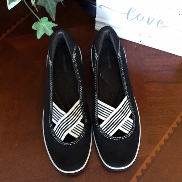 grasshopper slip on shoes